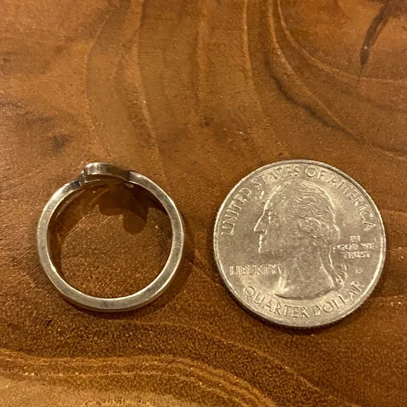 James Avery Script Initial "K" Ring, Size 6 or 6.5, Sterling Silver - Picture 3 of 3